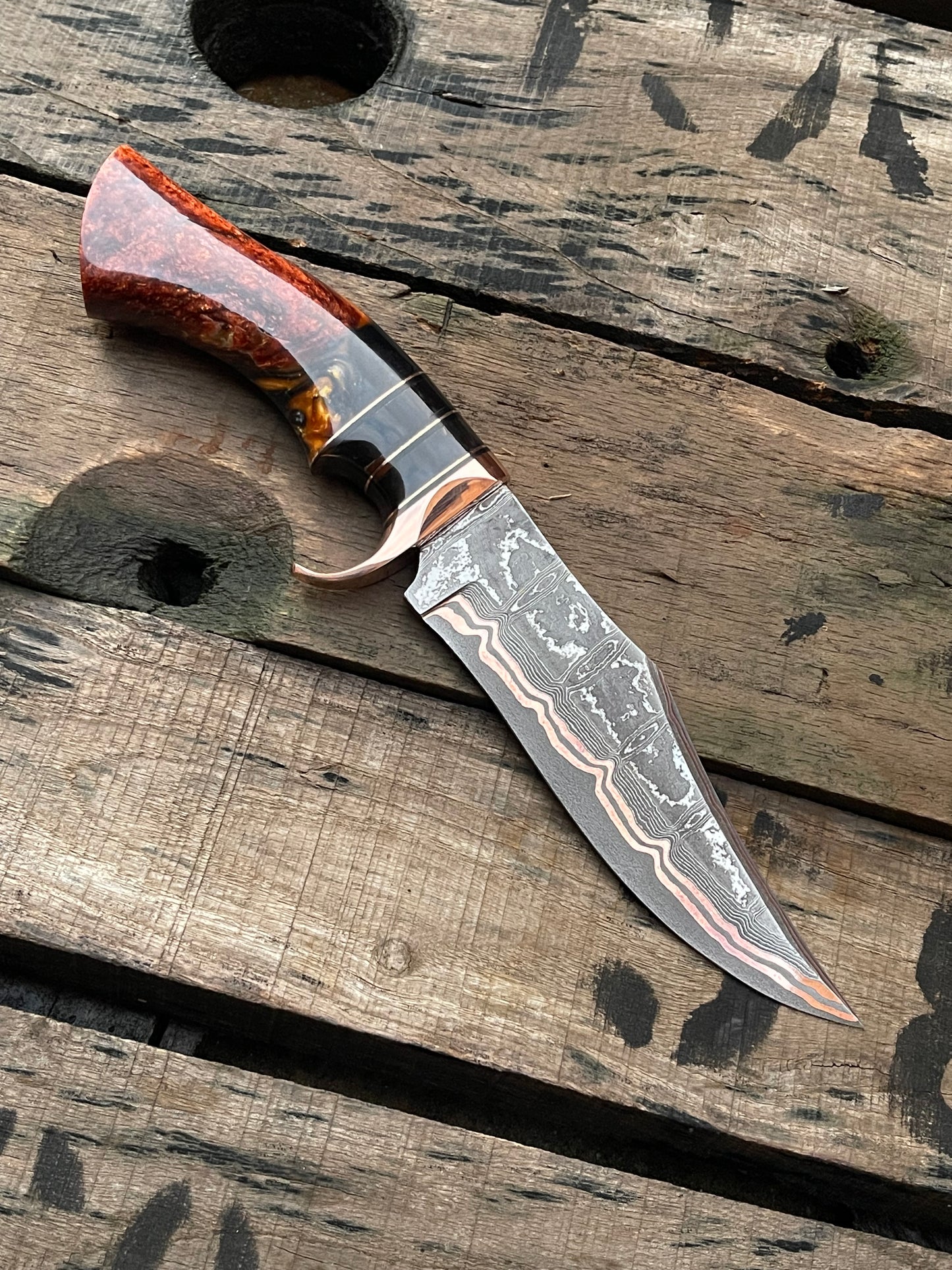 Handmade Copper Damascus Hunting Knife | Ladder Pattern Bowie Knife | Epoxy Handle | Custom Gift for Him | Collector Blade