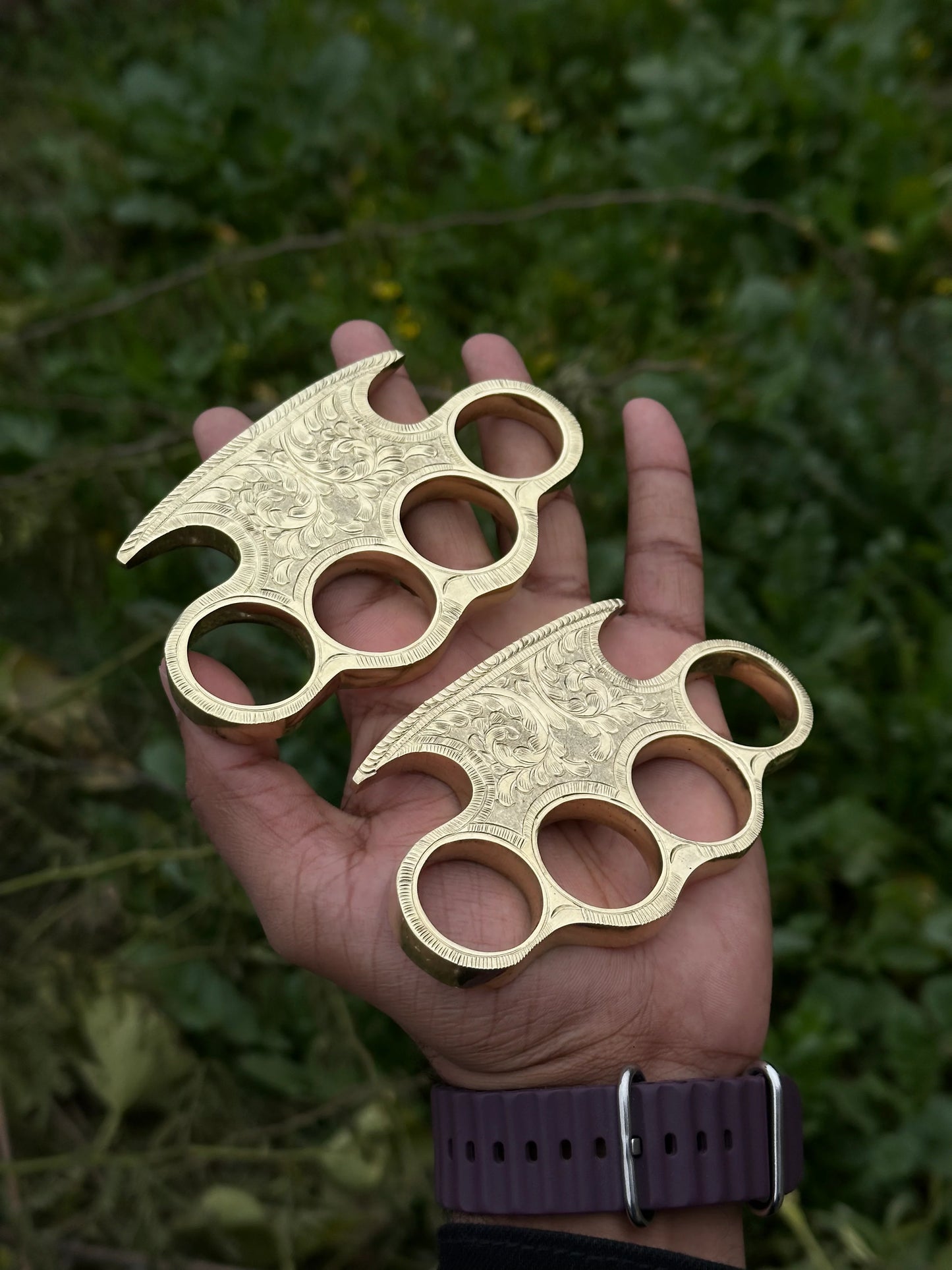 Custom Brass Knuckles – Hand Engraved Pure Brass with Leather Case