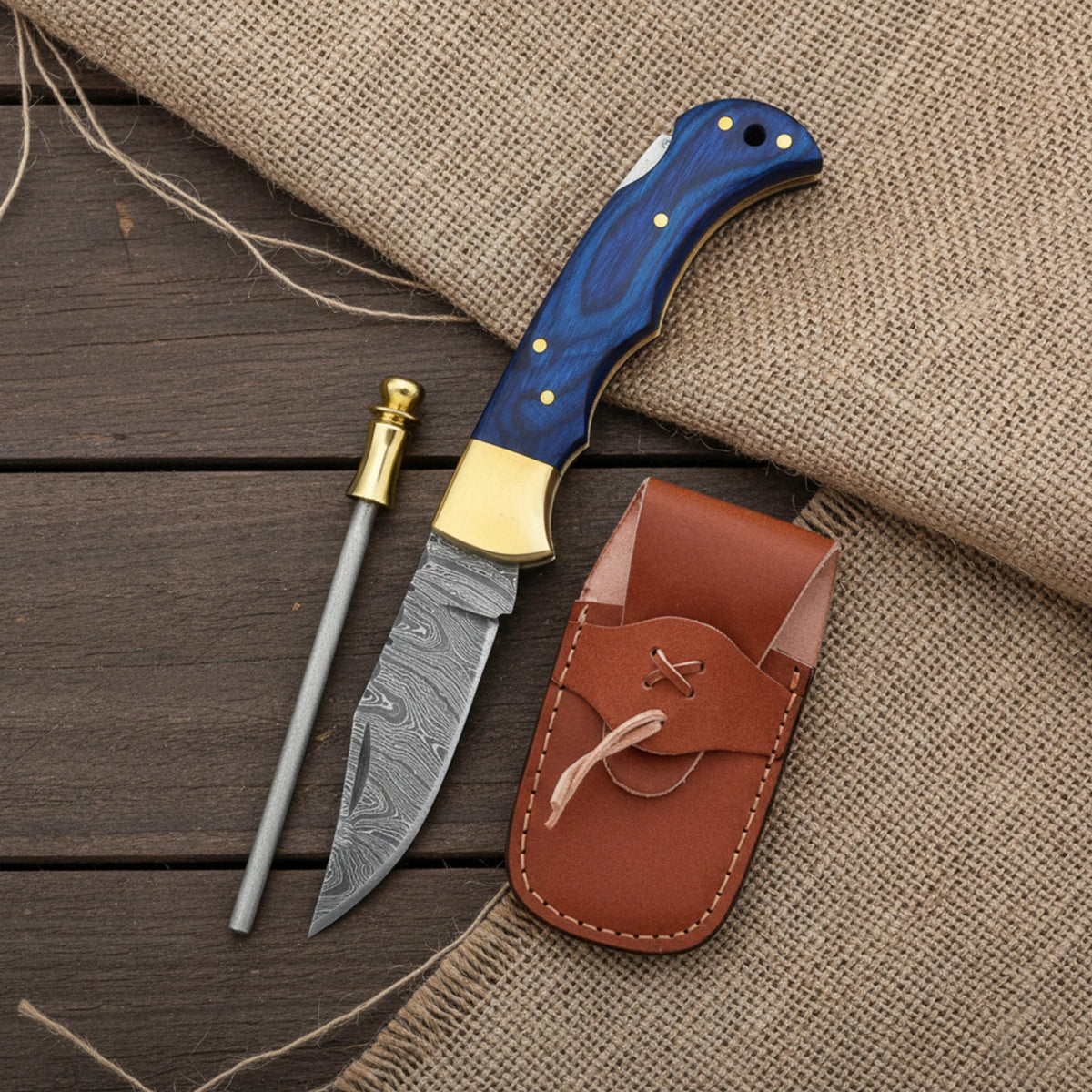 6.5′ Handmade Damascus Steel Pocket Knife with Leather Sheath