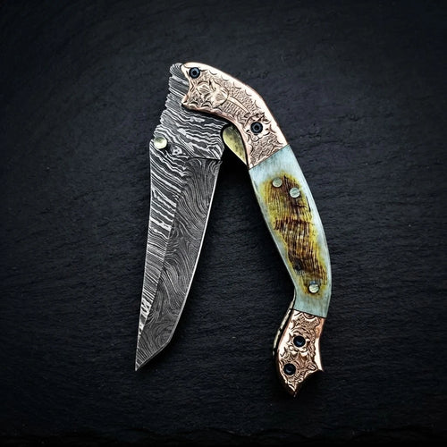 Bighorn sheep horn tanto folding knife with Damascus steel blade – photo 1