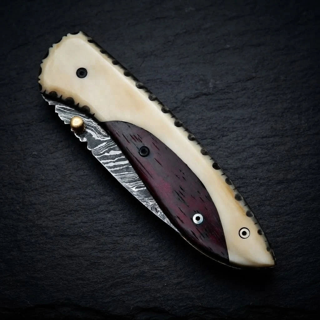 Custom handmade Damascus folding pocket knife with blood wood handle – photo 3