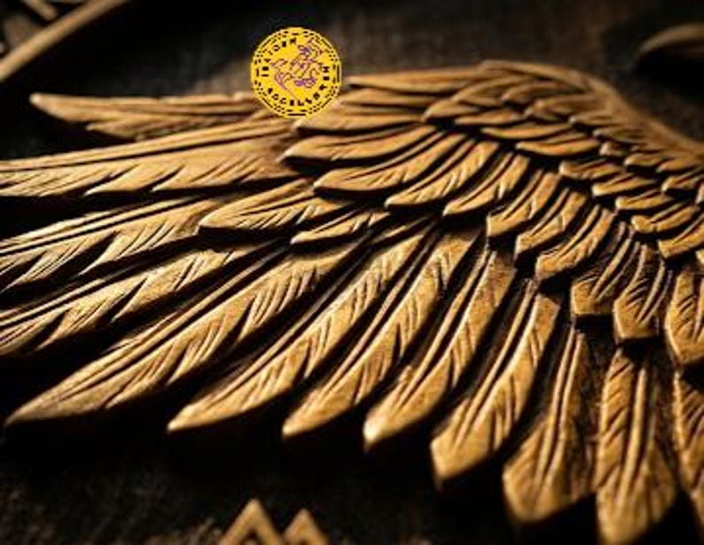 Hand-carved Viking Raven Shield, Huginn and Muninn wall decor – available in 24, 30, and 36 inch diameters