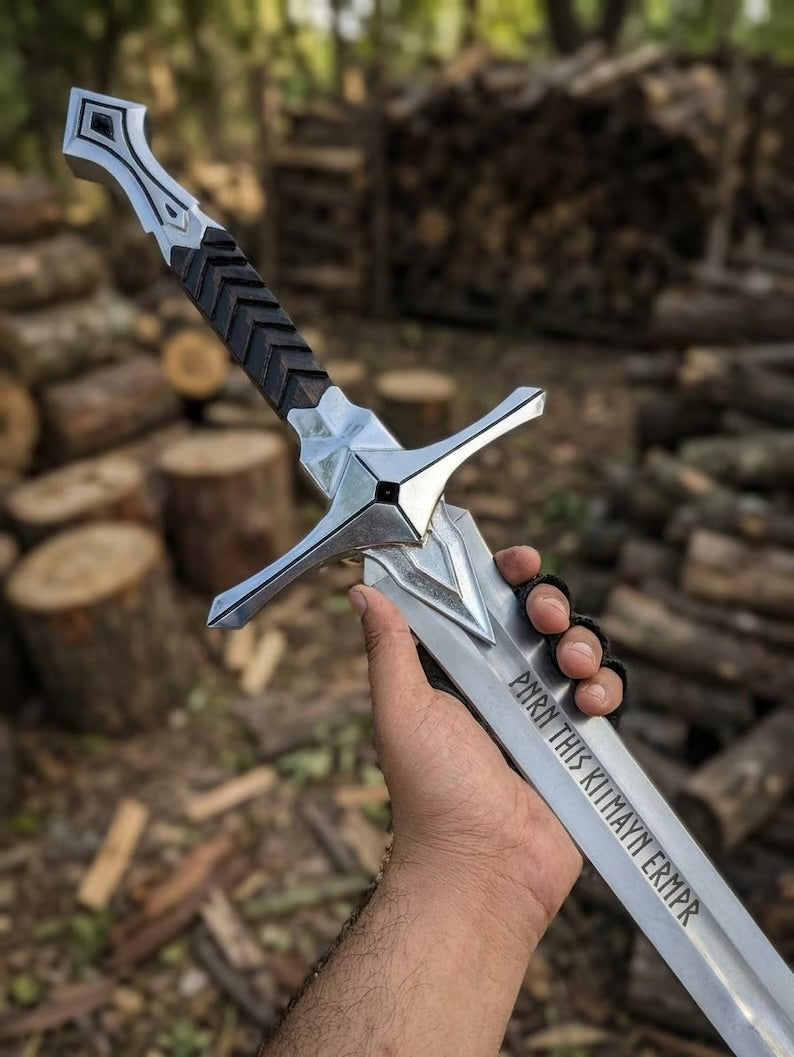 Full length view of the Stygian Liege sword