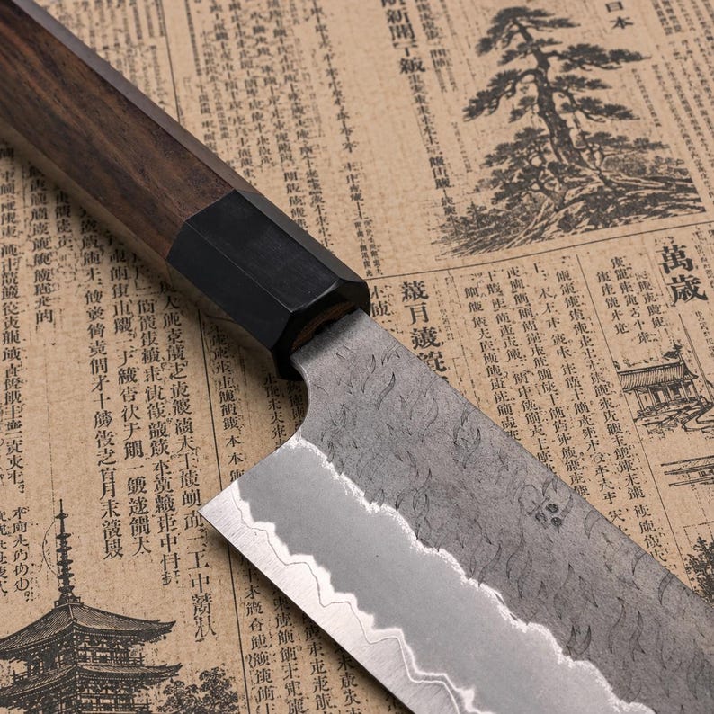 8-inch handmade kitchen chef knife with carbon steel core and wood handle