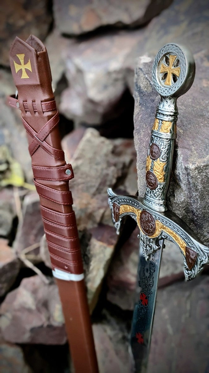 Handmade Medieval Knight Sword – Decorative Collectible Long Sword with Detailed Hilt