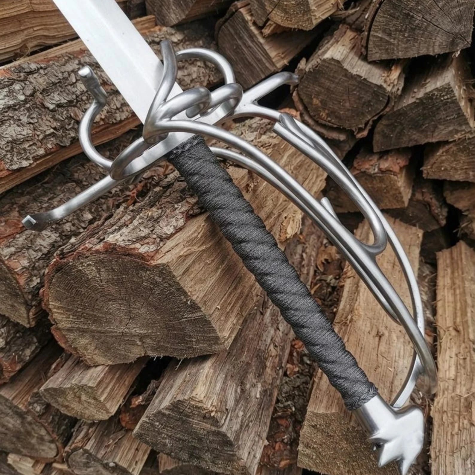 Handmade Renaissance Sword, decorative polished steel blade