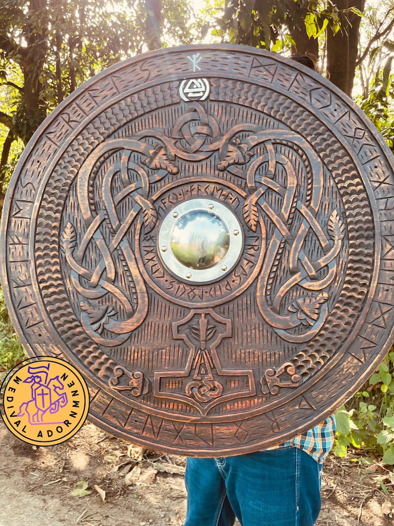 Handmade Viking Shield, Helm of Awe and Celtic knotwork – Celtic knotwork surrounding the design