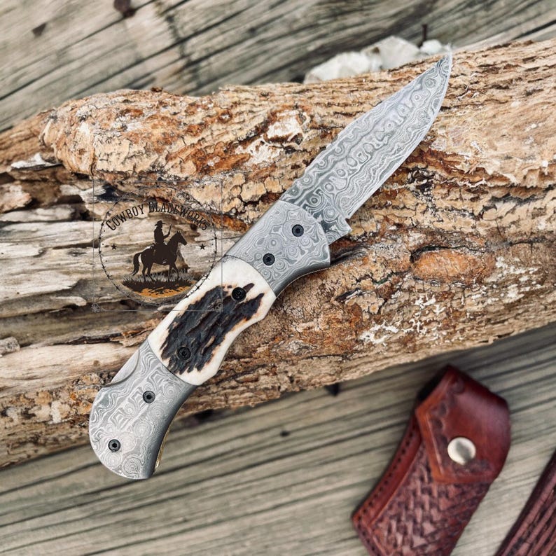 Handmade Damascus Steel Pocket Knife: Stag Horn Handle, Leather Sheath