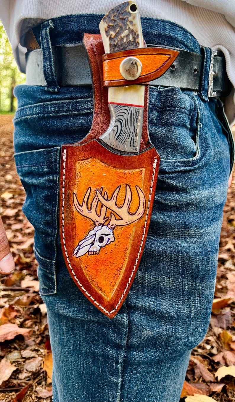Damascus Gut Hook Skinner Knife : Deer Antler Handle With Engraved Leather Sheath