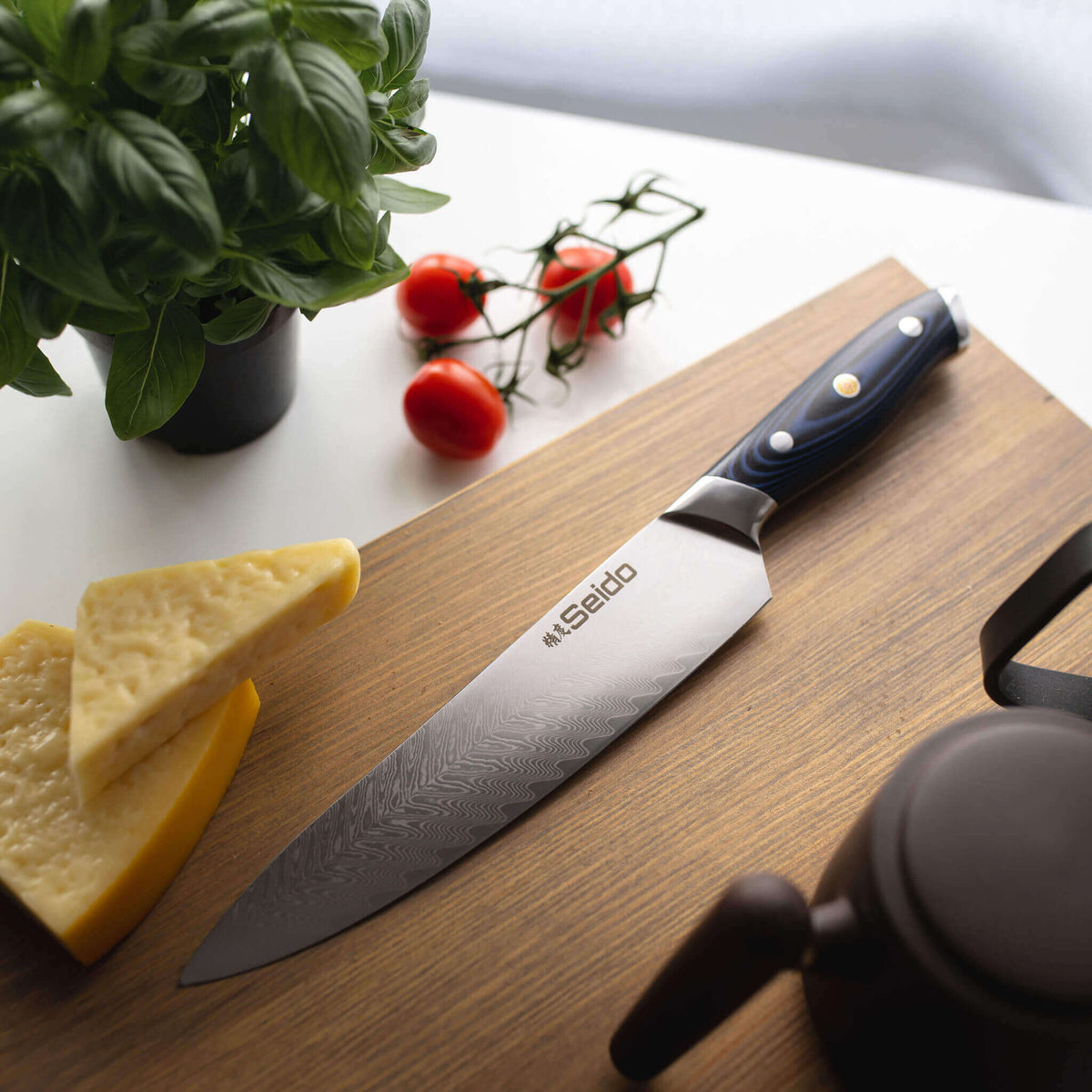 Kanpeki polished Damascus steel knife, 60 HRC Japanese super steel