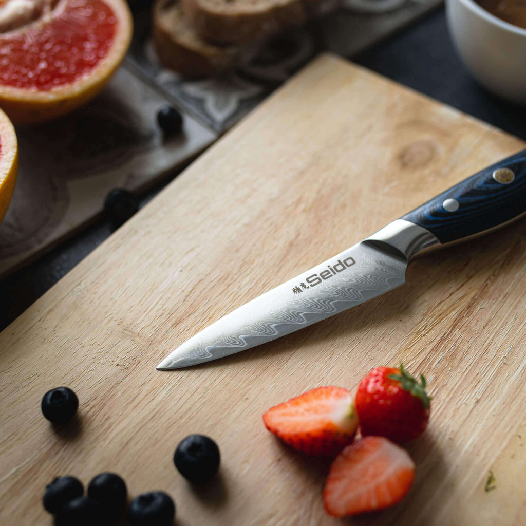 Corrosion-resistant Kanpeki Damascus steel kitchen knife