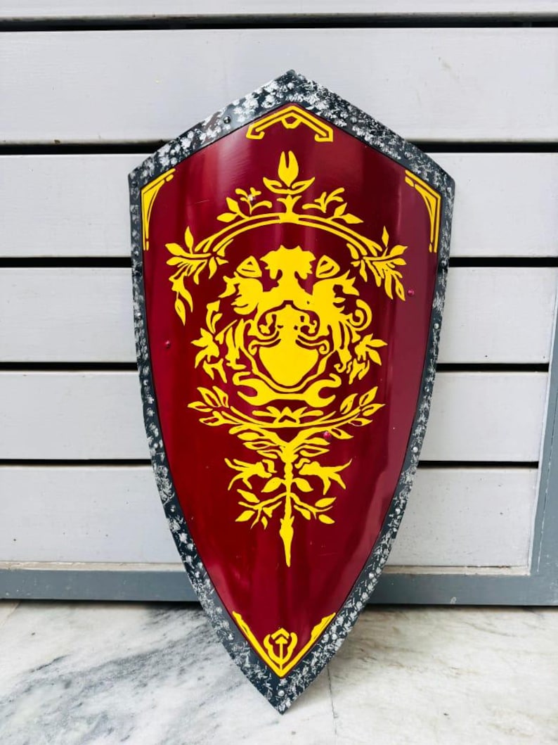 Medieval Heater Shield with red and gold heraldic design – hand-applied red and gold heraldic artwork