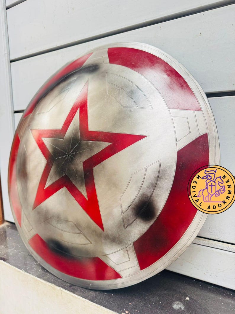 Red Star Steel Shield, superhero-inspired cosplay prop – polished silver metallic finish
